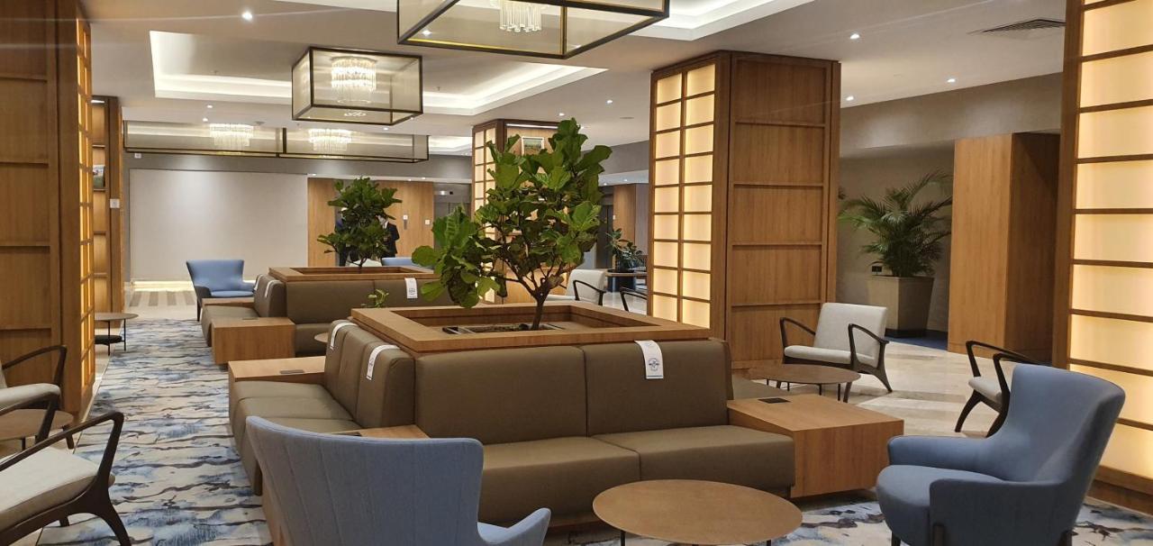 Hotel Intercontinental Cali By Ihg Exterior photo The lounge at the airport