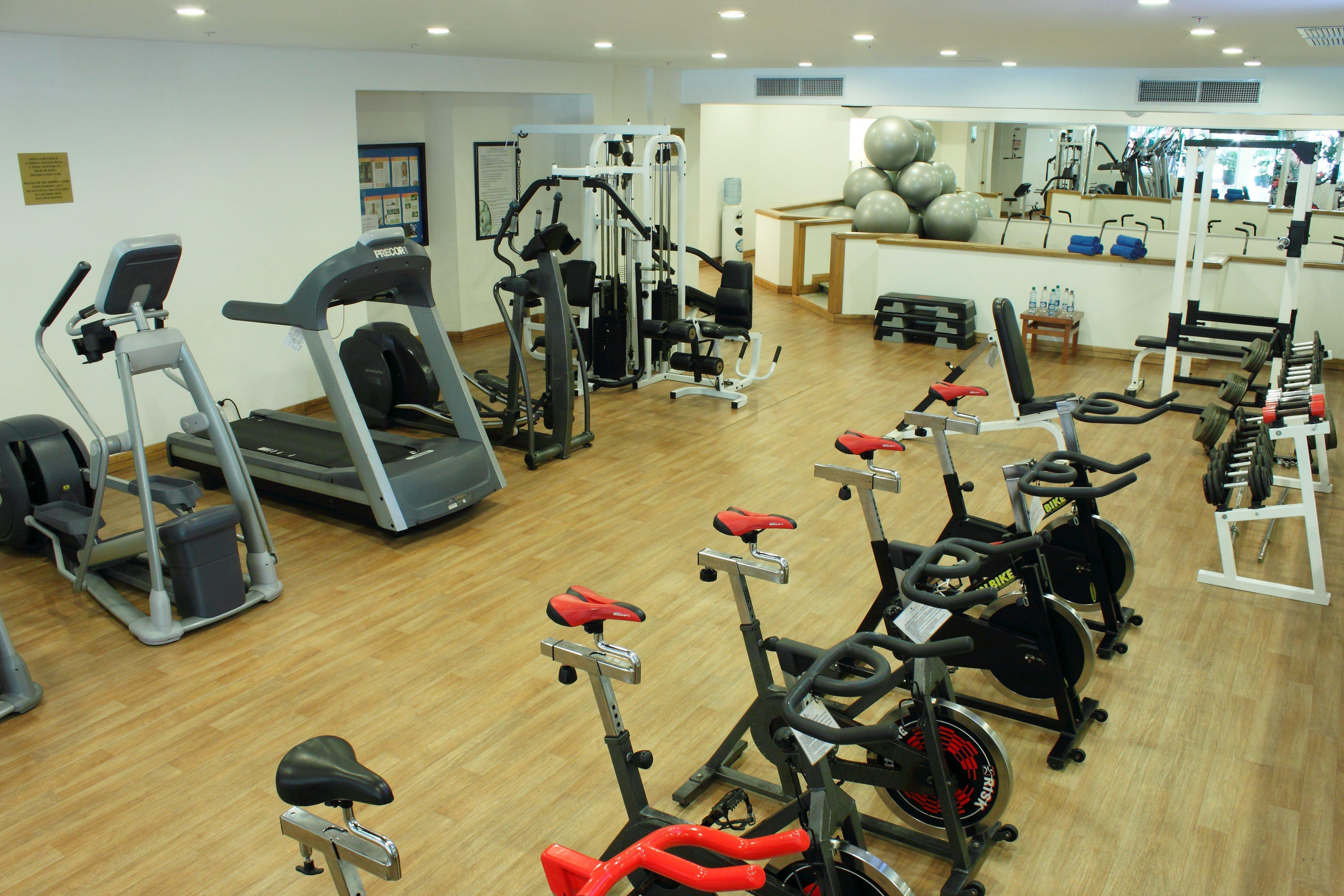 Hotel Intercontinental Cali By Ihg Exterior photo A gym in a hotel