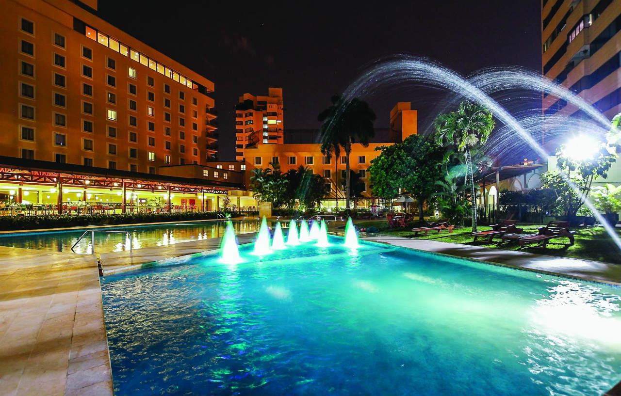 Hotel Intercontinental Cali By Ihg Exterior photo Fountains at the hotel